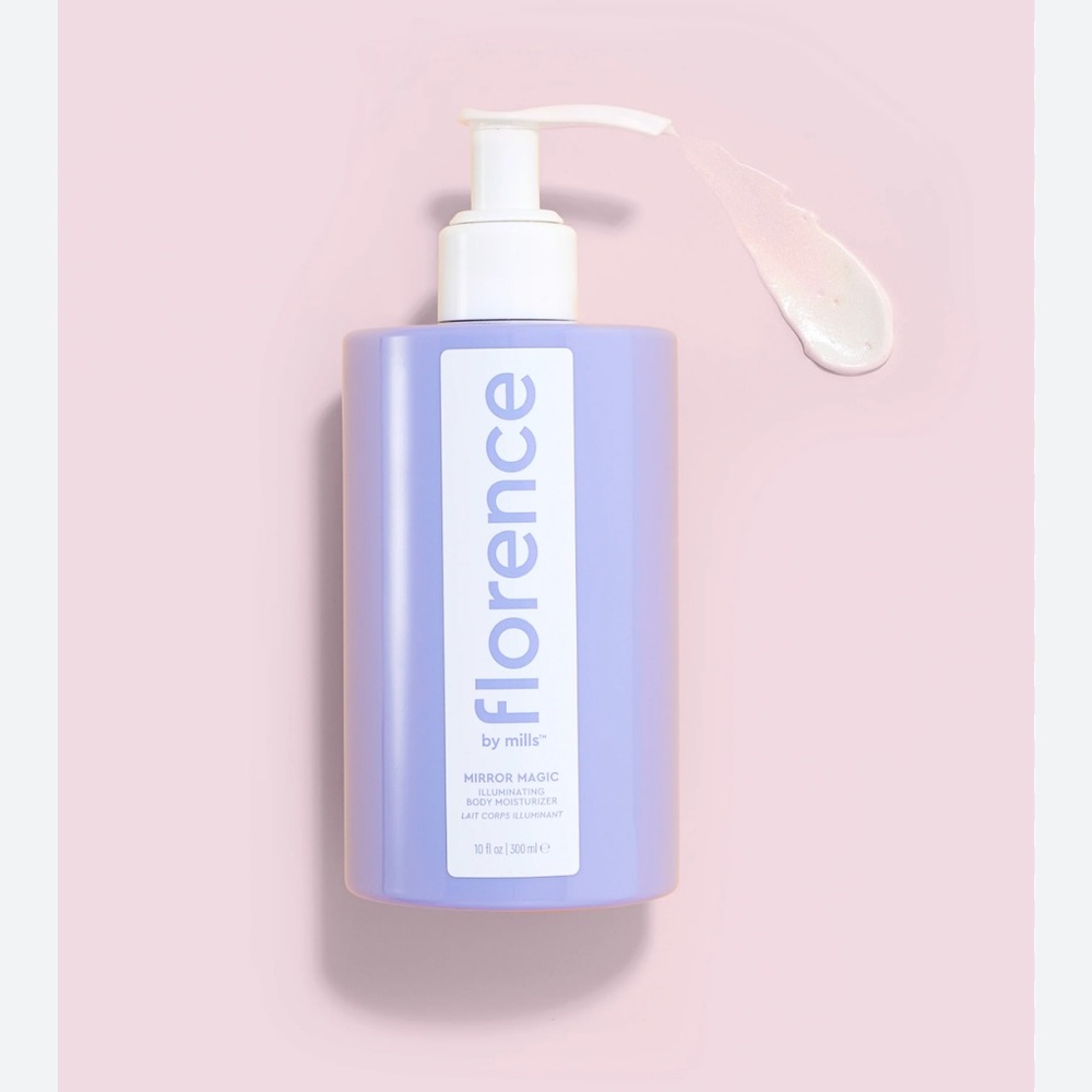 🎉 3 for $30 🎉 Florence By Mills Mirror Magic Illuminating Moisturizer